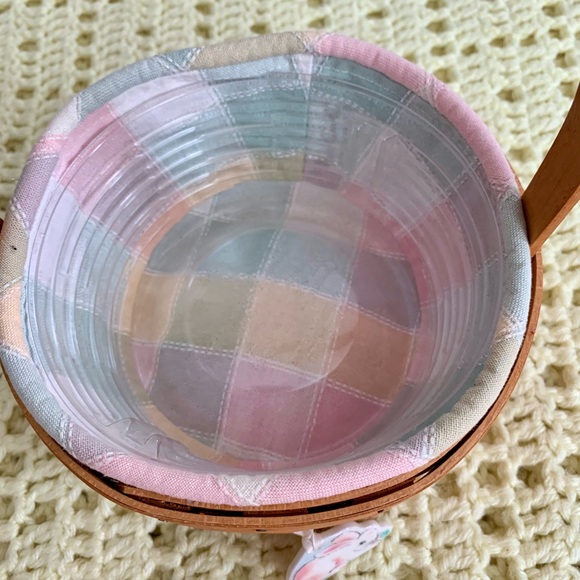 Longaberger 2001 Edition Small Easter Woven Basket with Pastel Lining - Picture 5 of 11